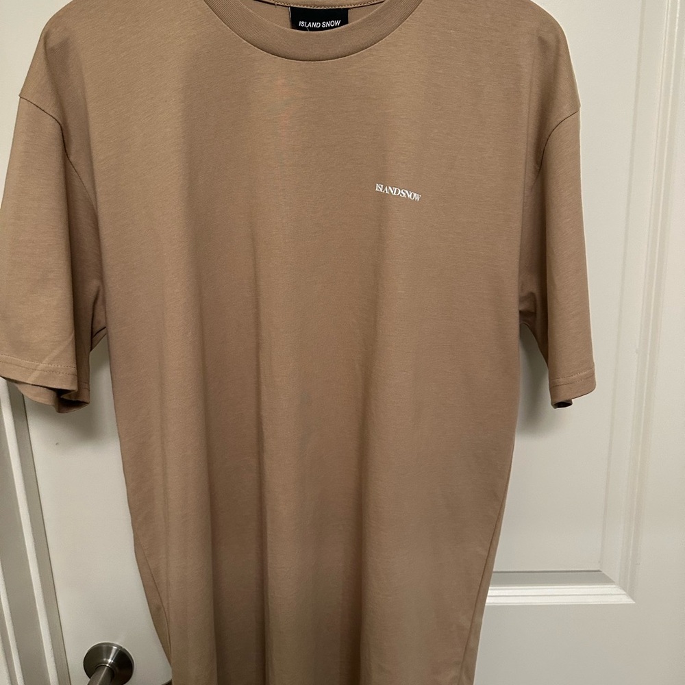 Island Snow Hawaii - Tan Short Sleeve Tee